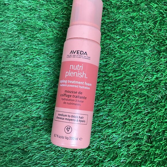 AVEDA Nutriplenish Styling Treatment Foam - Picture 7 of 7